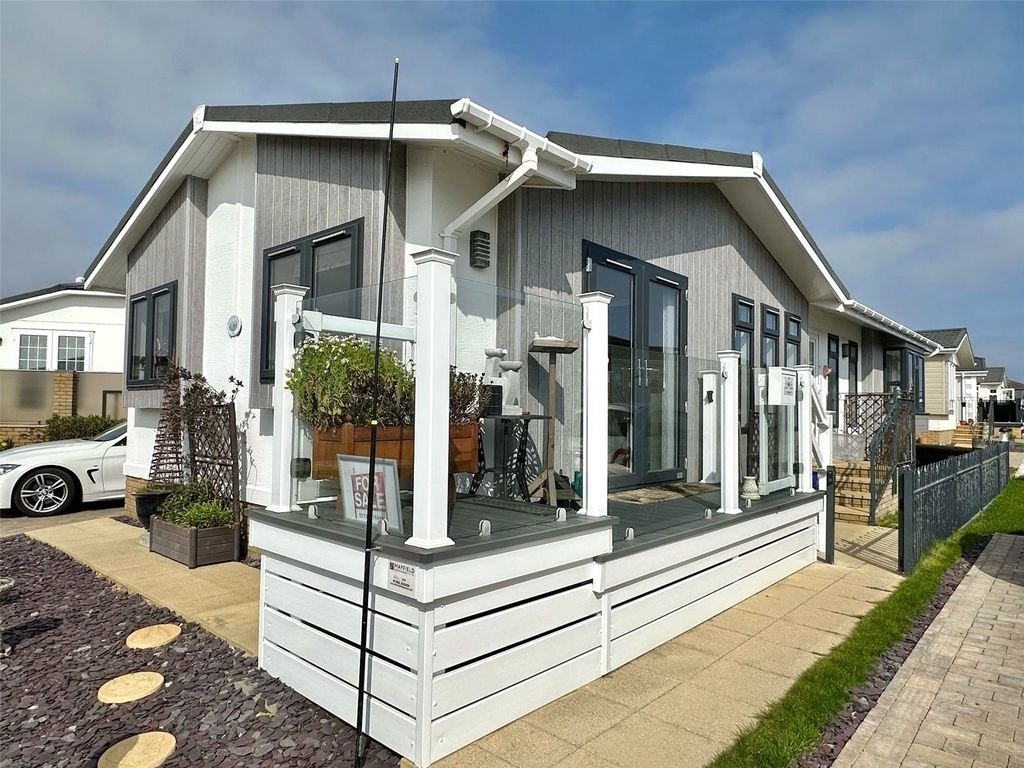 Property photo 1 of 18 Picture No. 11