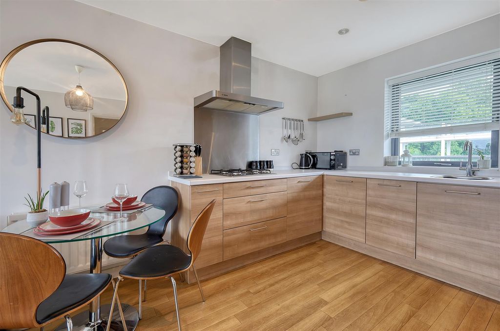 Property photo 3 of 12 Img_0169_12 Copy.Jpg