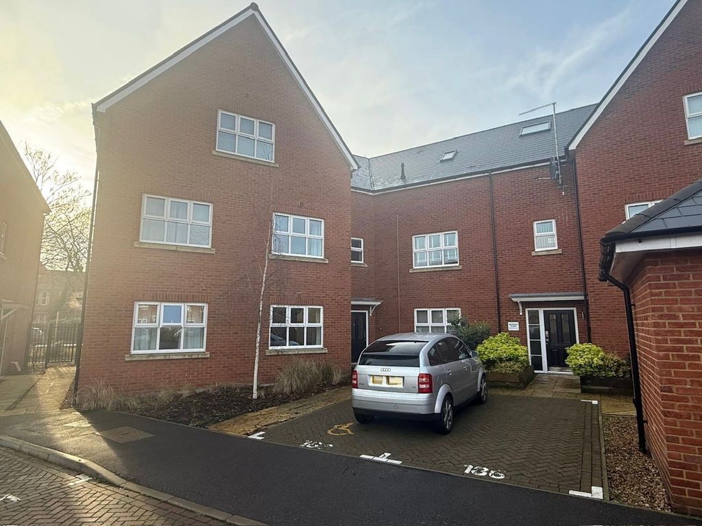 Property photo 1 of 1