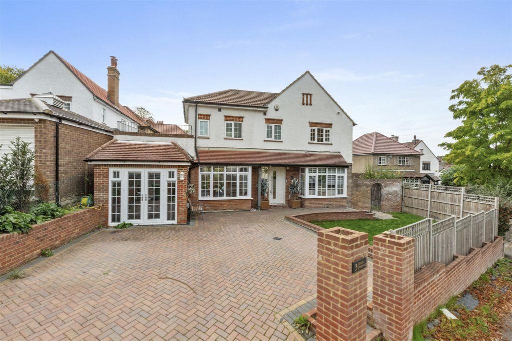 Property photo 1 of 15 Green Hill-15.Jpg