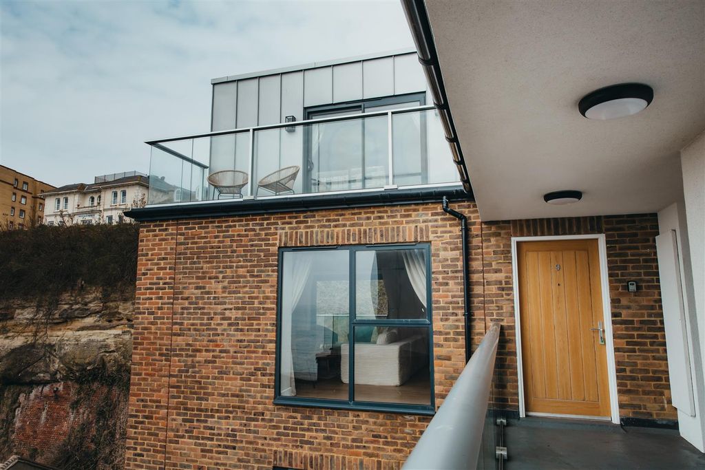 Additional image 34 of 3 bed flat for saleWhite Rock, Hastings TN34