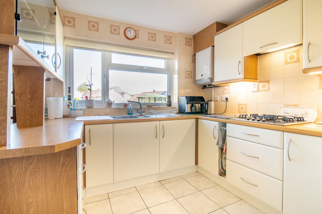 Property photo 2 of 26