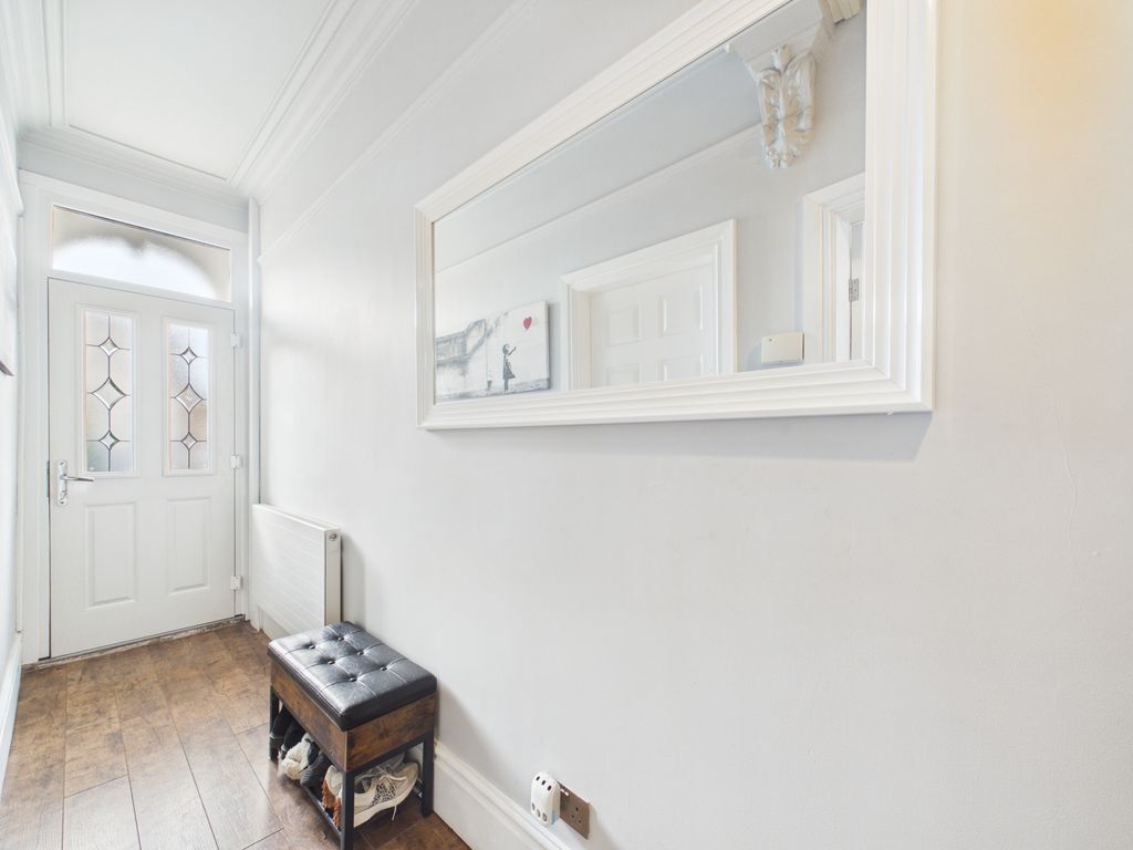 Property photo 2 of 26