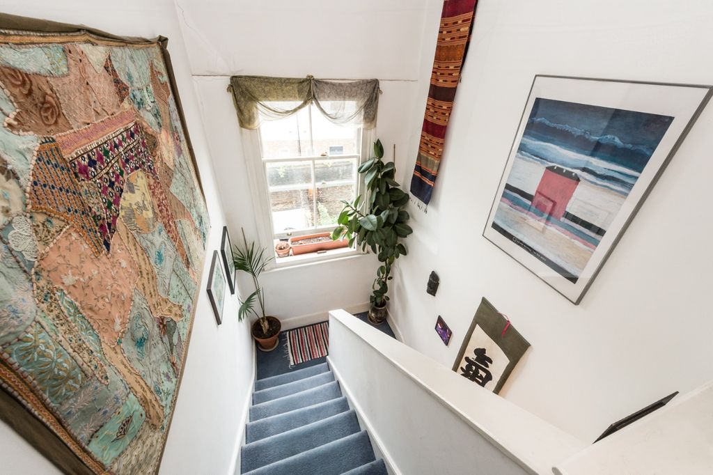 Property photo 2 of 9 2575774