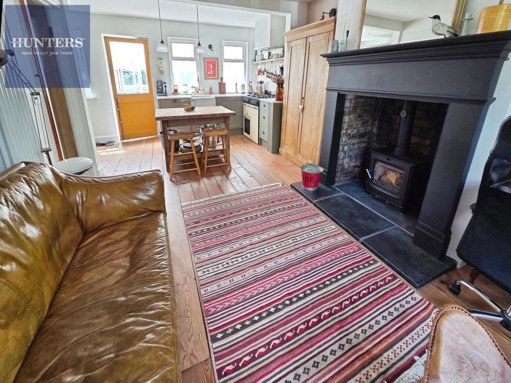 Property photo 3 of 20 Pbox-Img.Jpg