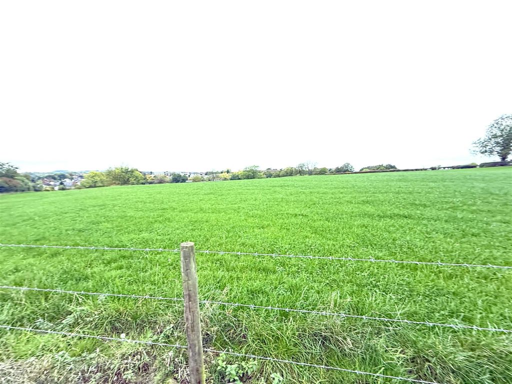 Property photo 2 of 25 Ripley 5.Jpg