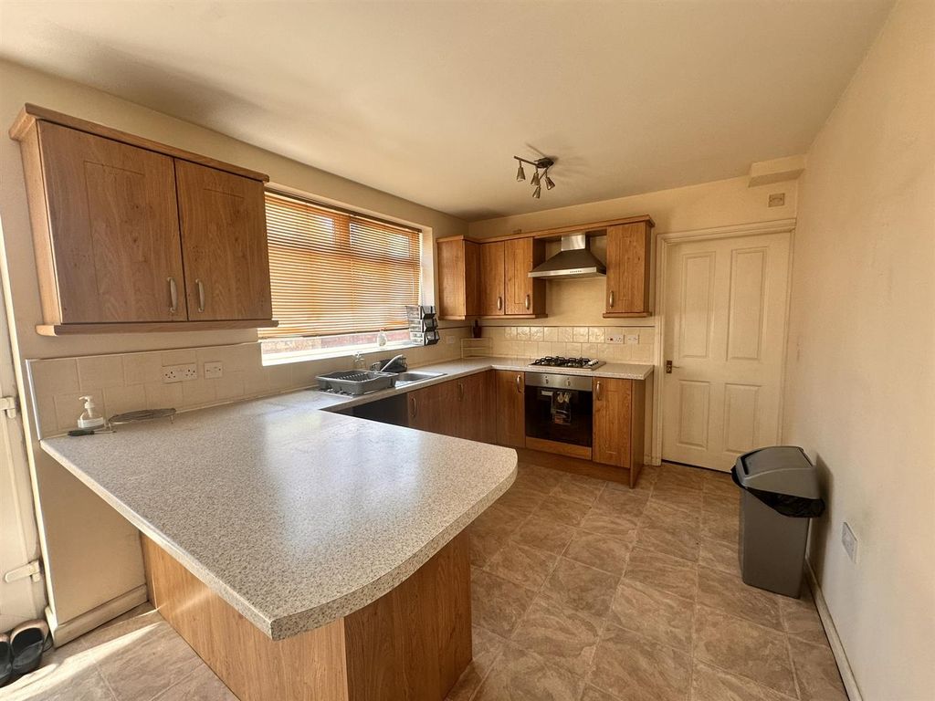 Property photo 3 of 5 Img_2543.Jpeg