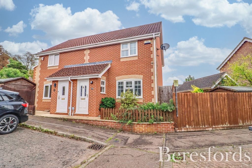 Property photo 1 of 18 Front