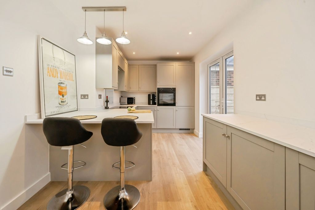 Property photo 2 of 34 Kitchen