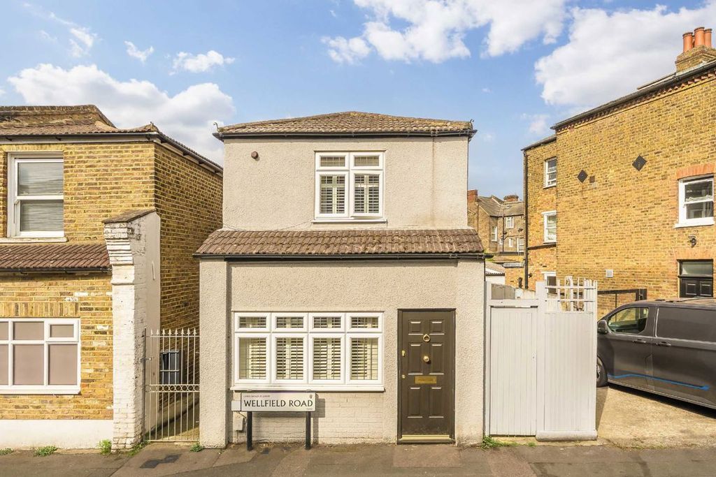 Property photo 1 of 7
