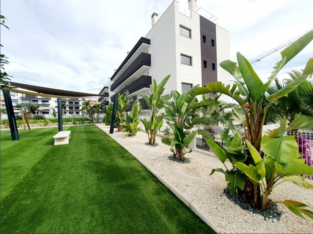 Property photo 1 of 29