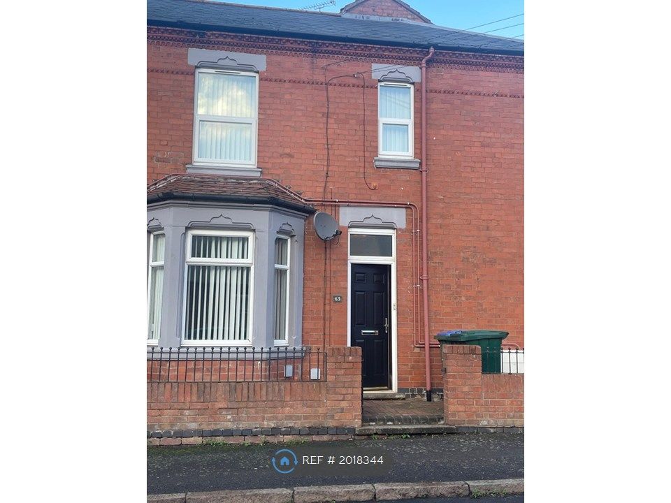 Property photo 2 of 18