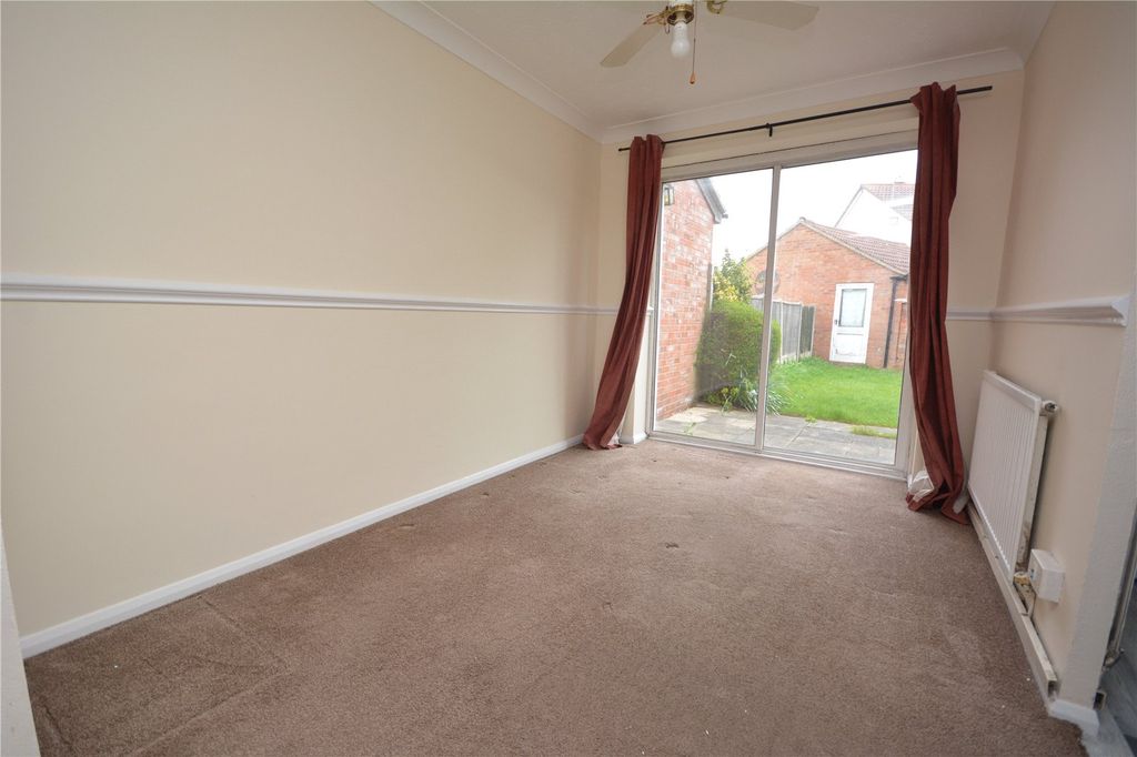 Property photo 3 of 7 Dining Room