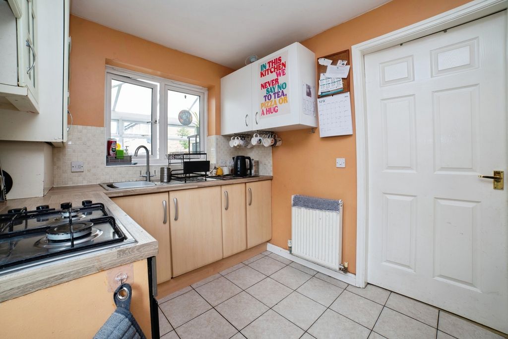 Property photo 2 of 17 Pbox-Img.Jpg