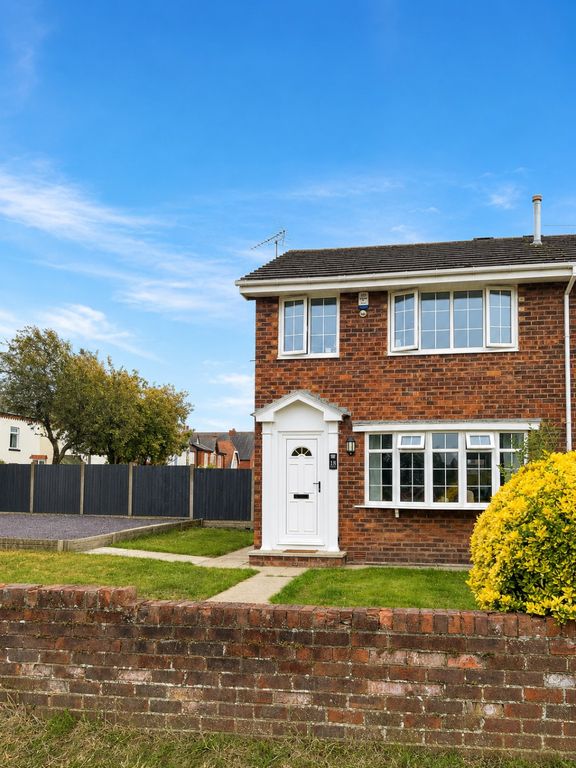 Property photo 2 of 16 5417704