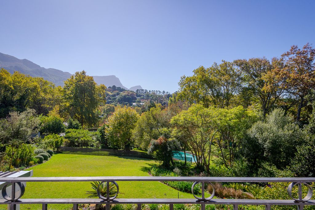 Property photo 1 of 50