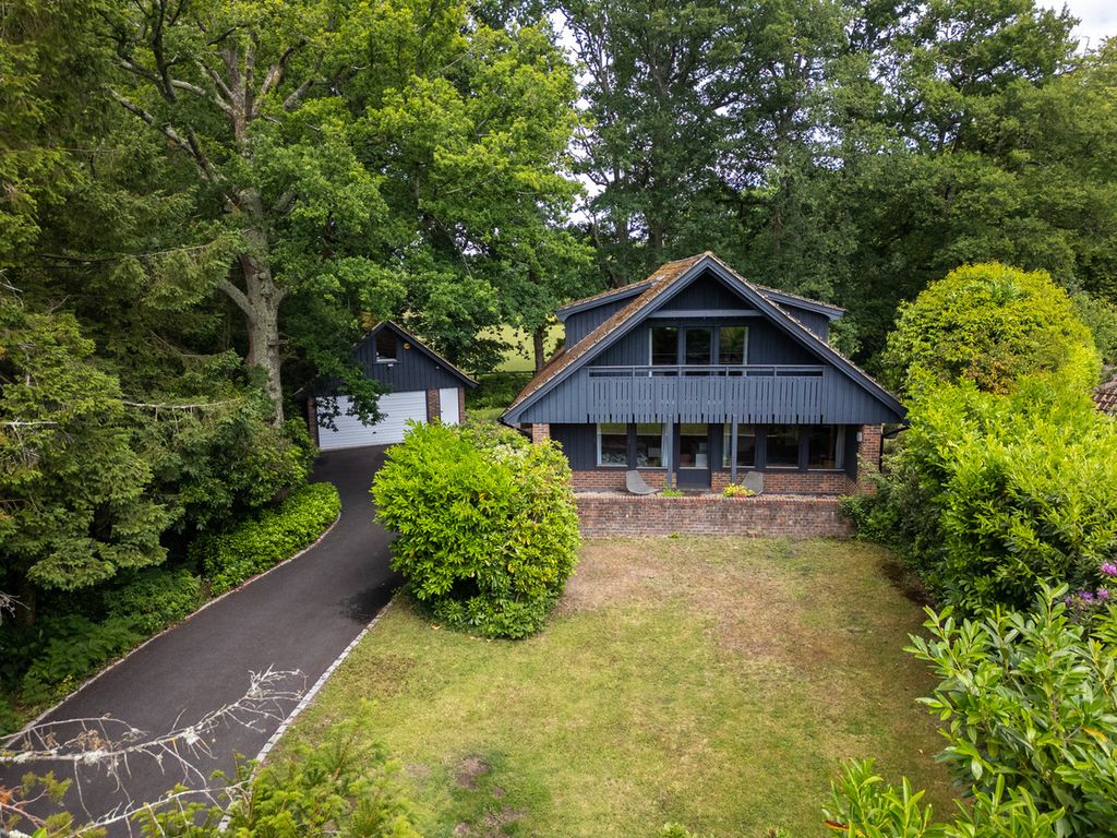 Property photo 1 of 22