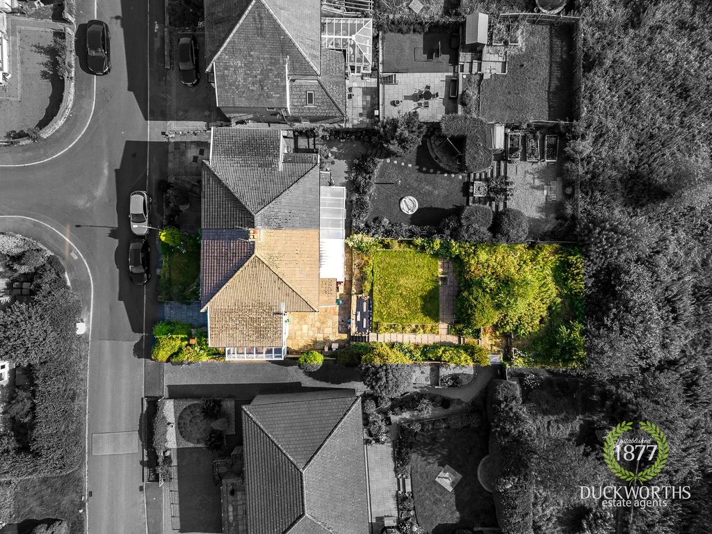 Property photo 3 of 25