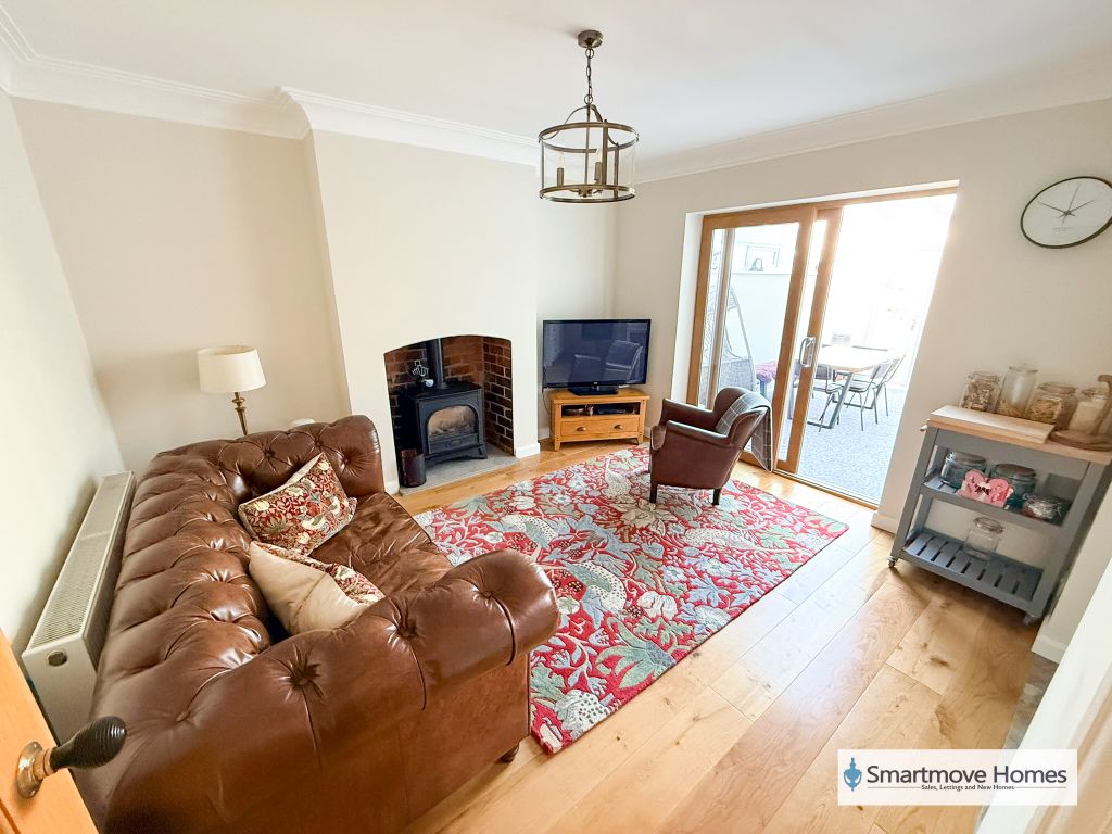 Property photo 2 of 20