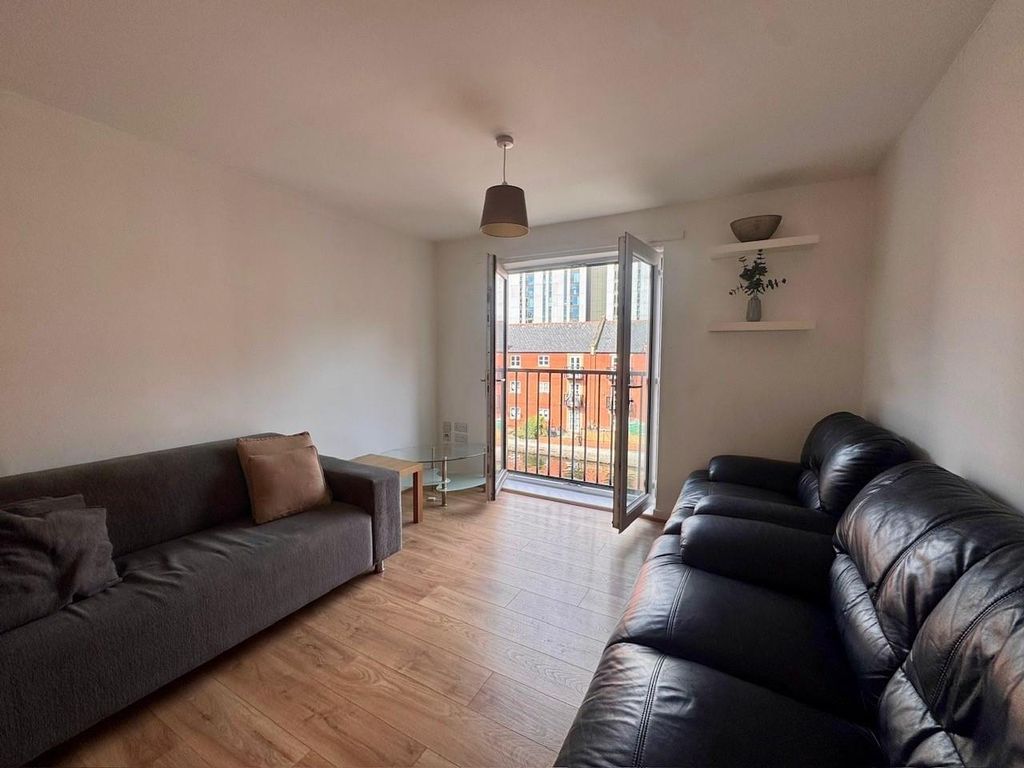 Property photo 3 of 18