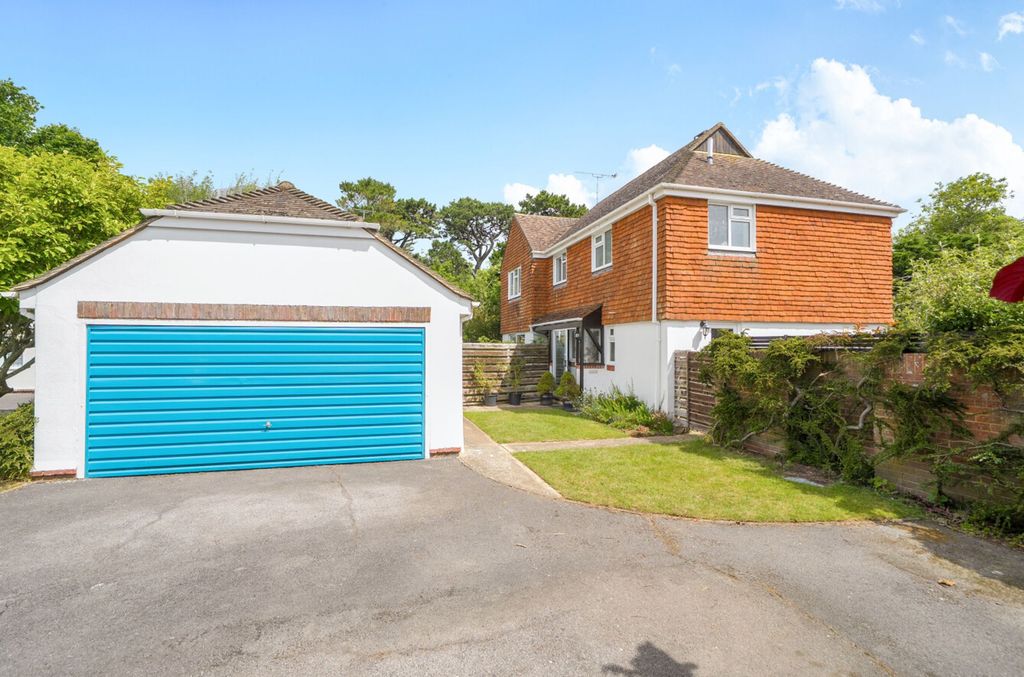 Property photo 1 of 25