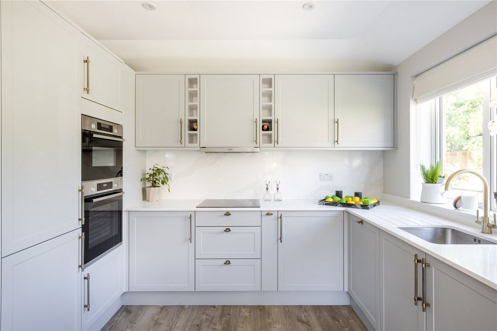 Property photo 3 of 15 Picture No. 04