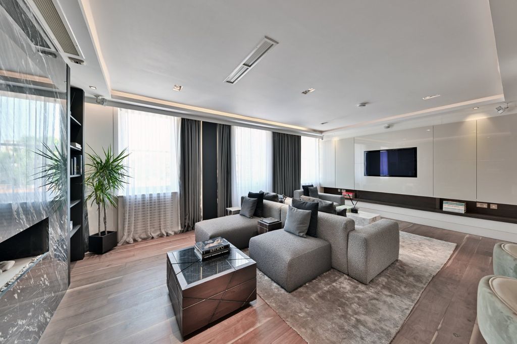 Property photo 1 of 21 Picture No. 99