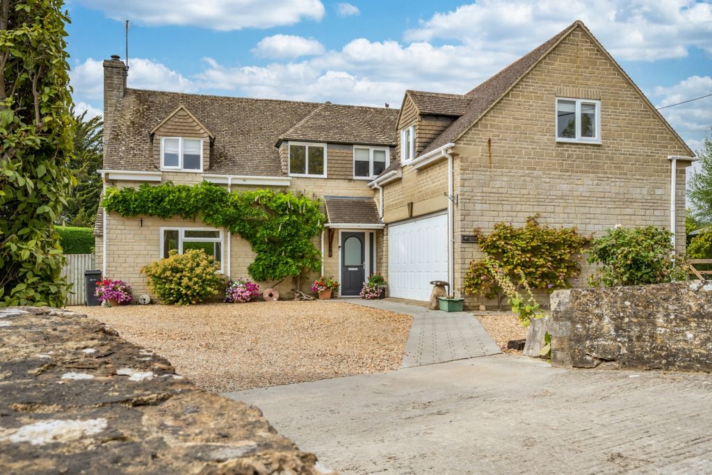 Property photo 3 of 25 Dsc_4143-Edit