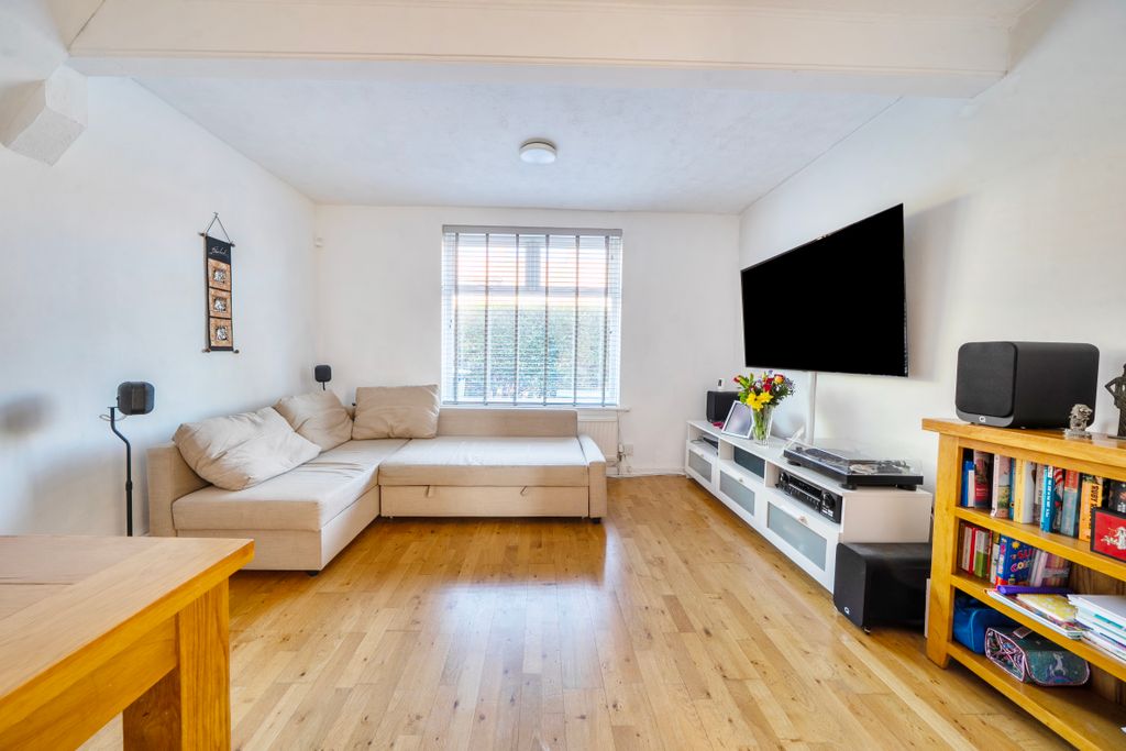 Property photo 1 of 17 Floorplan