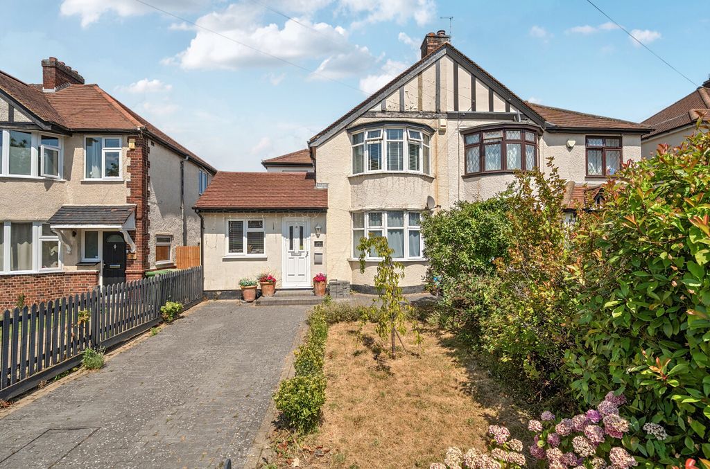 Property photo 1 of 20 1494040-16-6A5931...