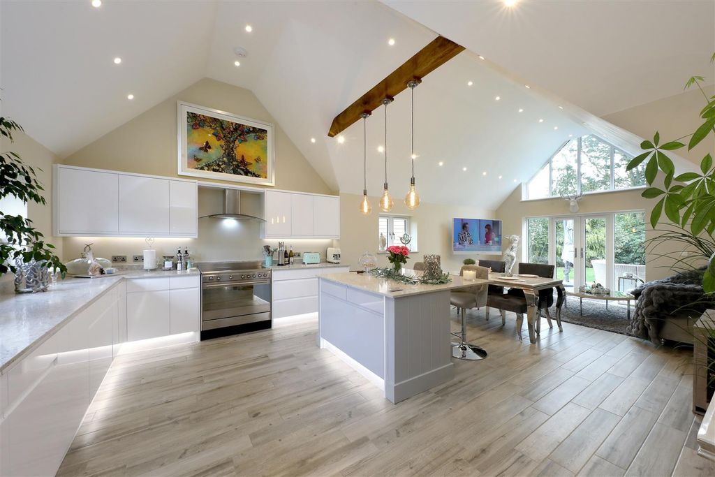 Property photo 2 of 31 019.Jpg