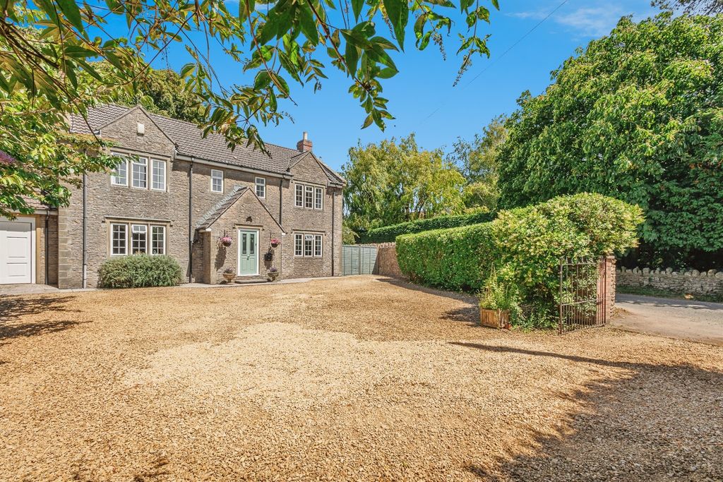 Property photo 1 of 22