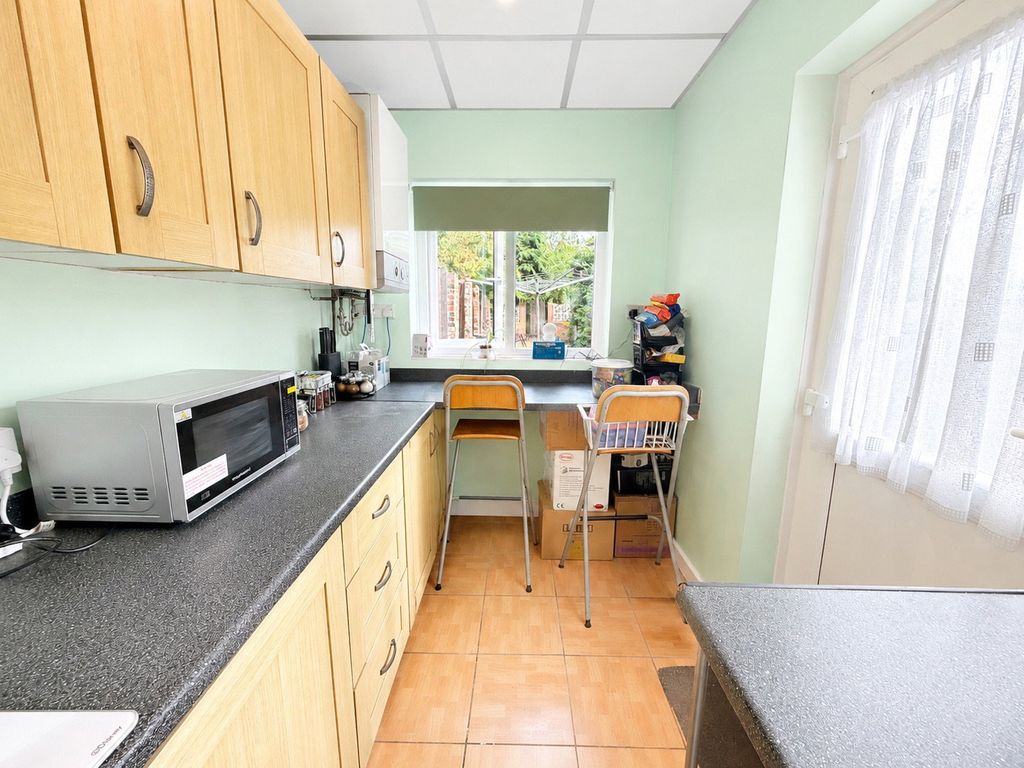 Property photo 3 of 15
