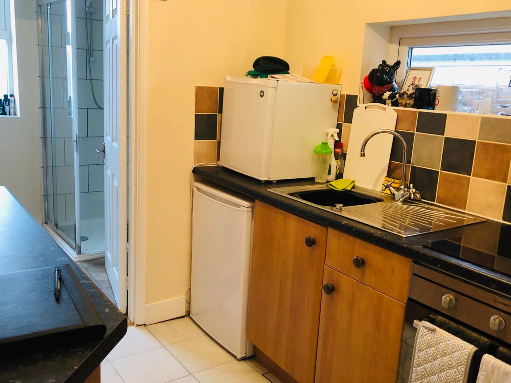 Property photo 3 of 6 Exterior