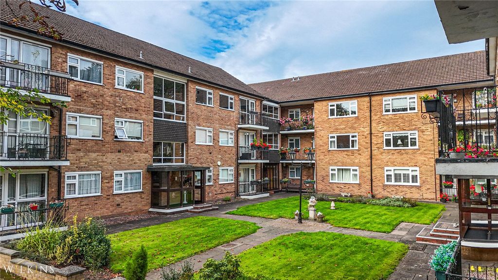 Property photo 1 of 18 Picture No. 02