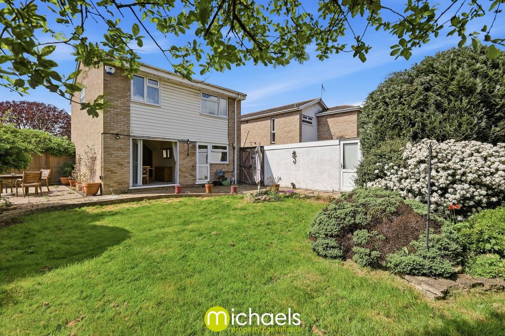 Property photo 2 of 26