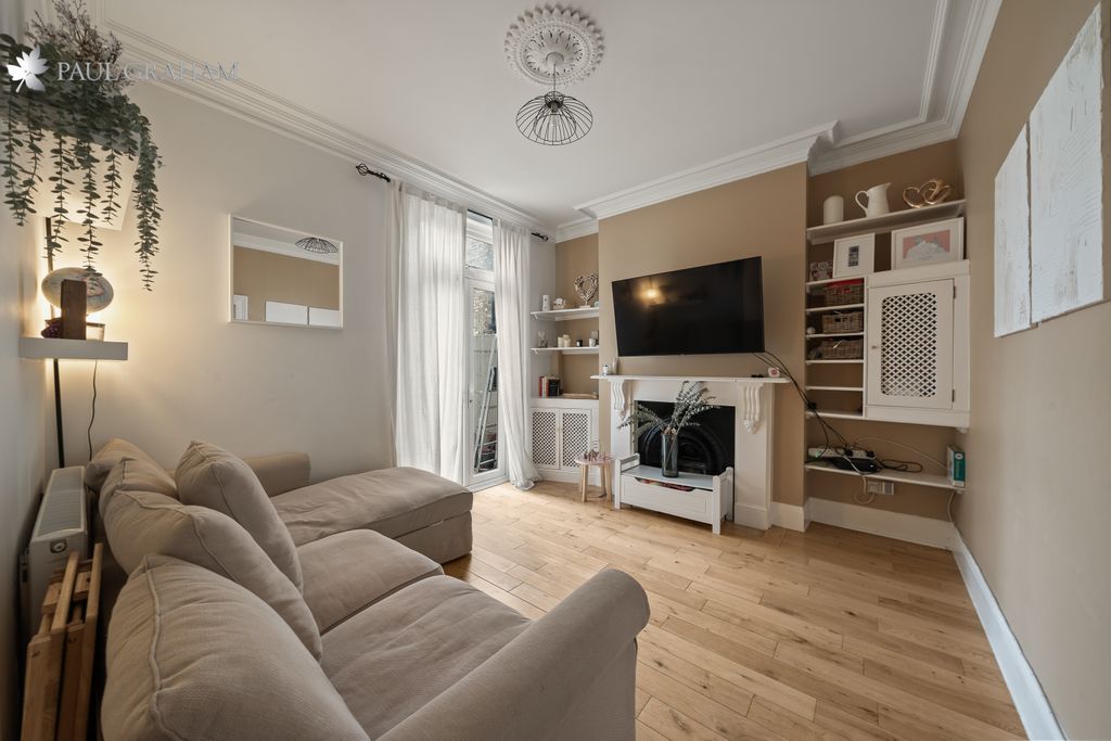 Property photo 3 of 14 Dsc03817