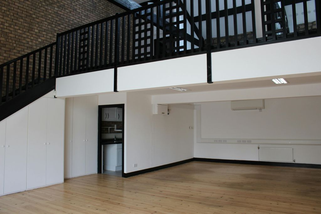 Property photo 2 of 9 Img_0204.Jpg