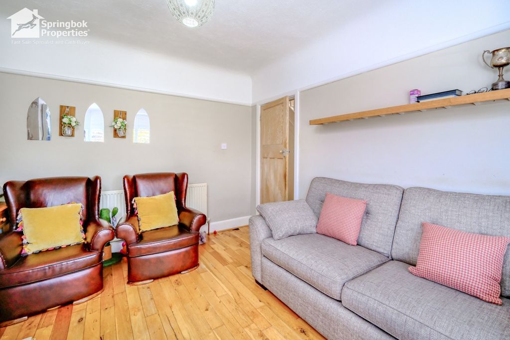 Property photo 3 of 14 Image 2