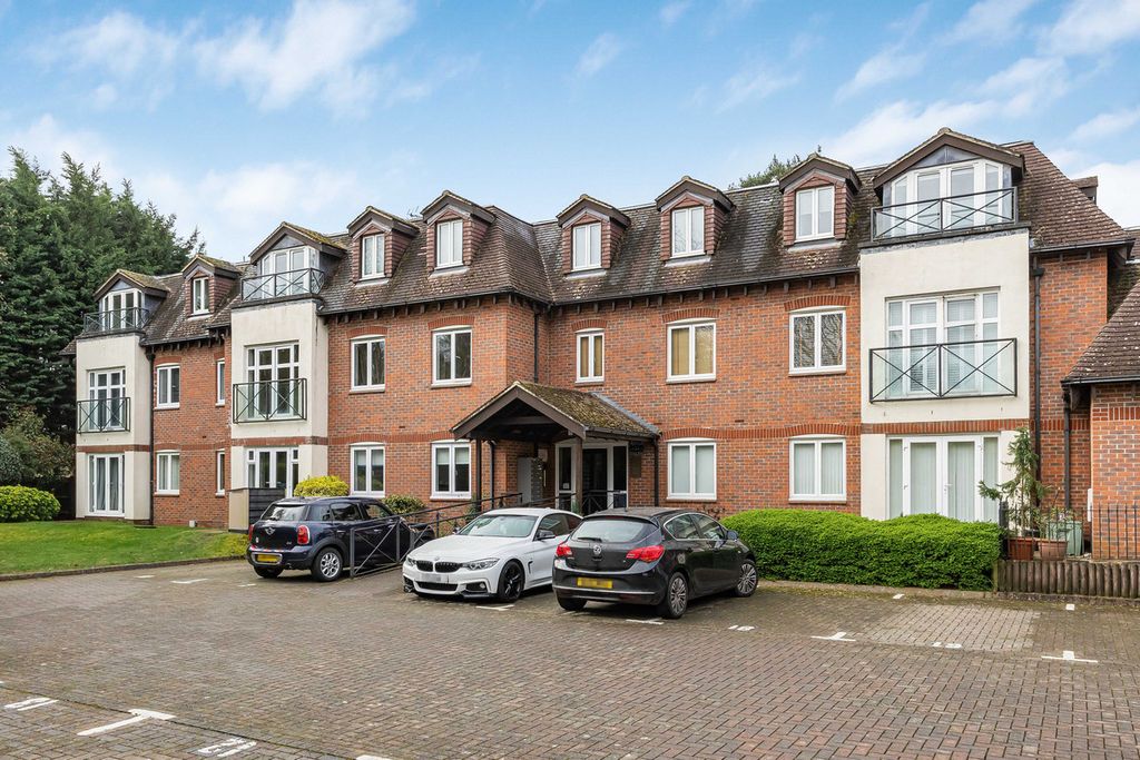 Property photo 1 of 10