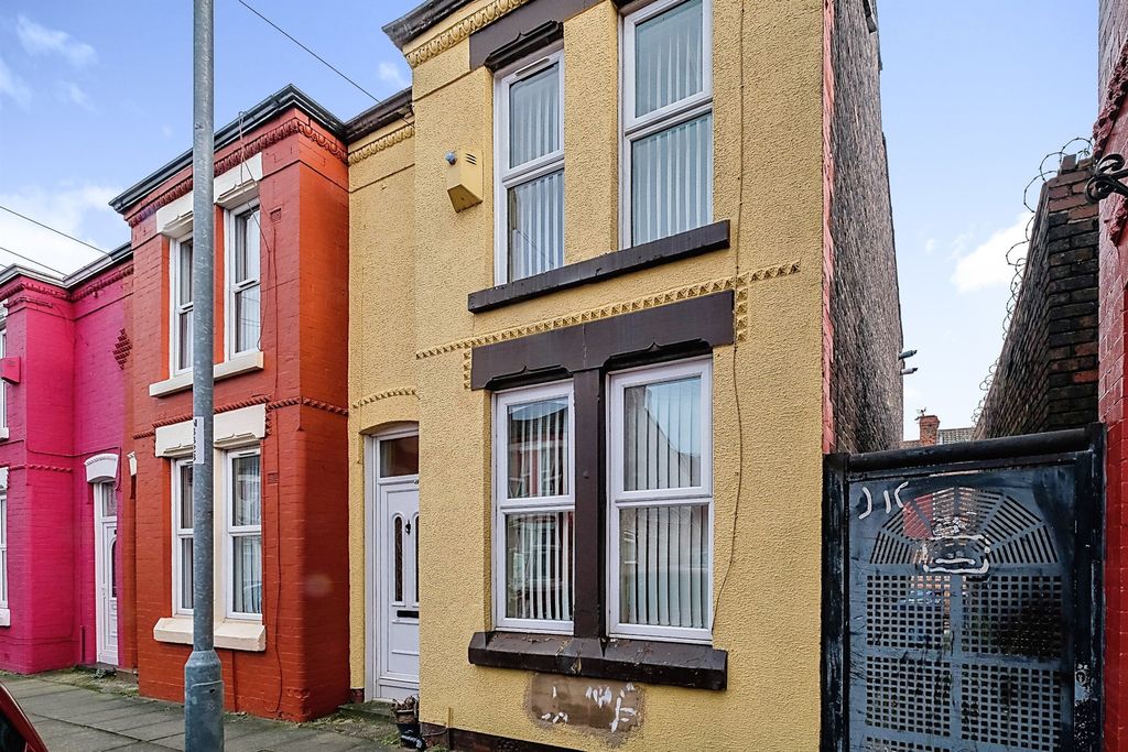 Property photo 1 of 12