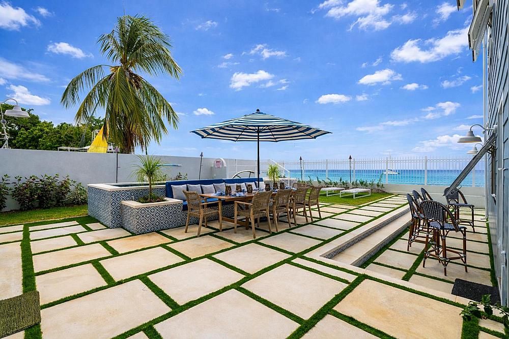 Property photo 1 of 27