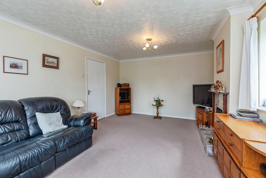 Property photo 3 of 20