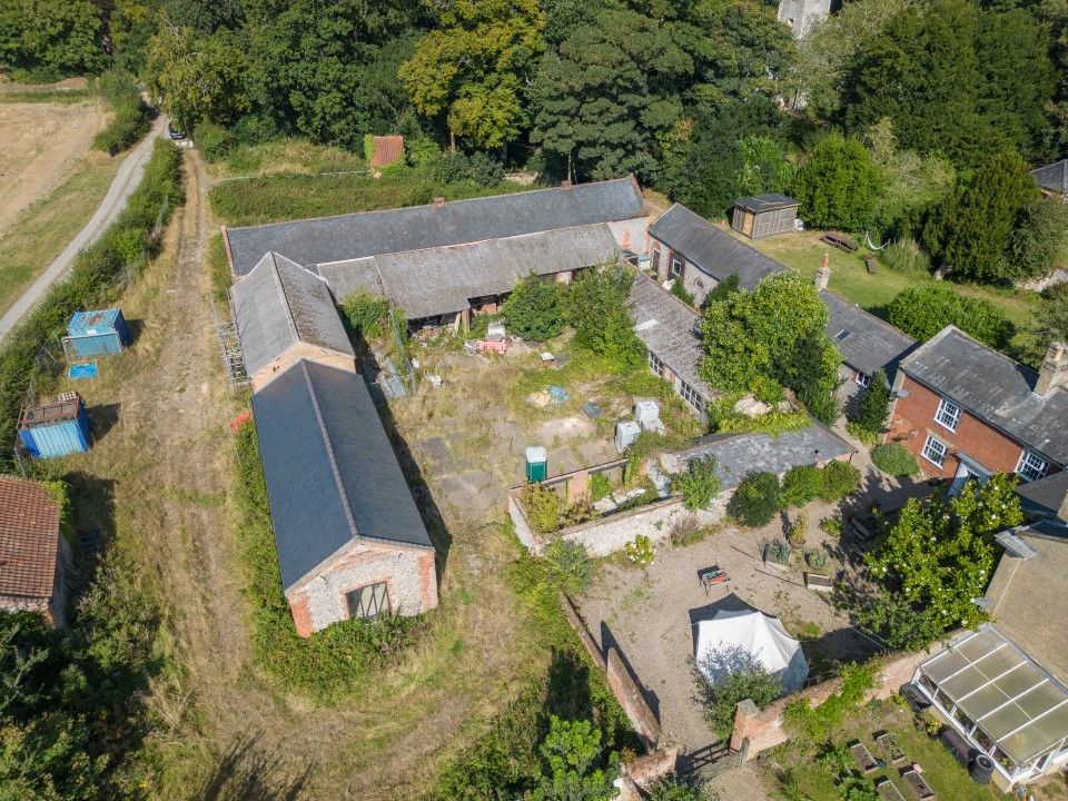 Property photo 1 of 16 Dji_0031