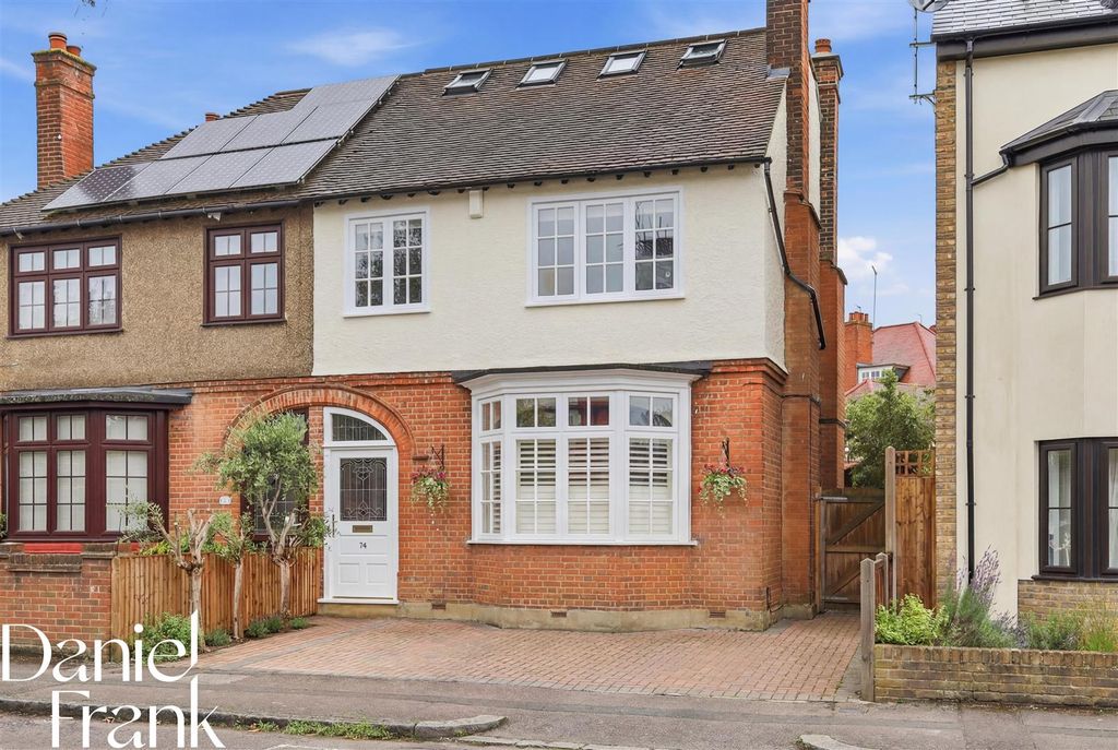 Property photo 1 of 37