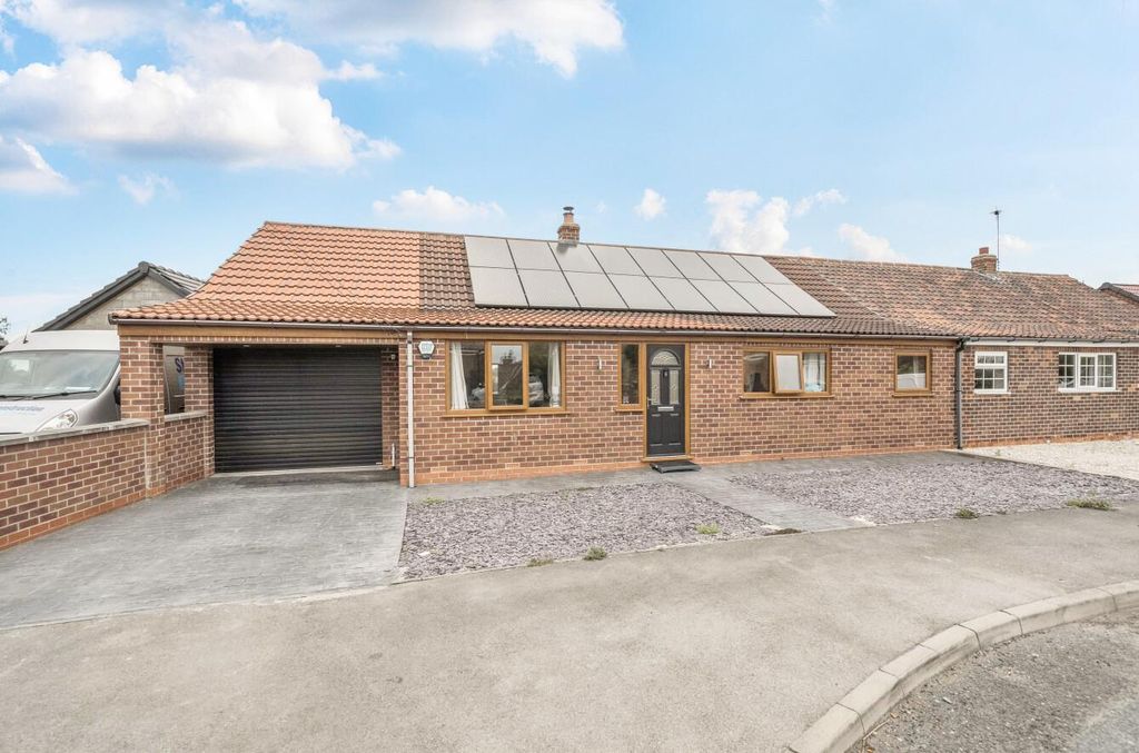 Property photo 1 of 17 1342777-1-68A36526B74Eb.Jpg