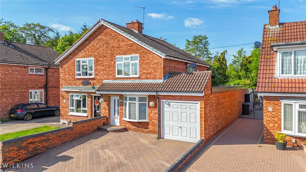 Property photo 1 of 28 Picture No. 01