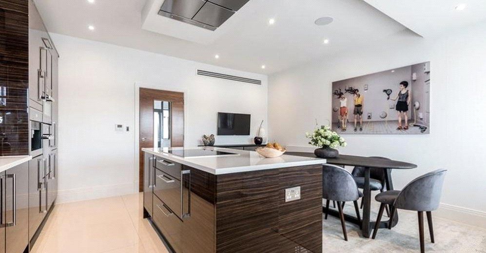 Property photo 3 of 9 Picture No. 14