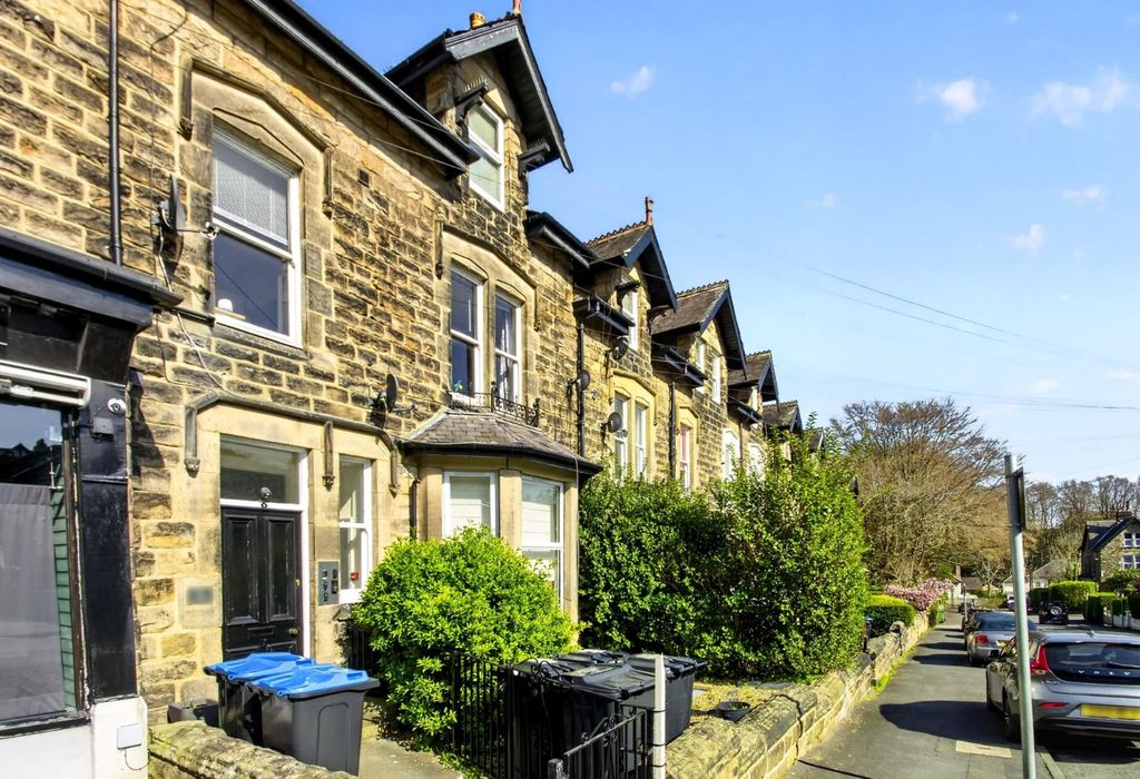 Property photo 1 of 9 Flat2-1Heywoodrd-24.Jpg