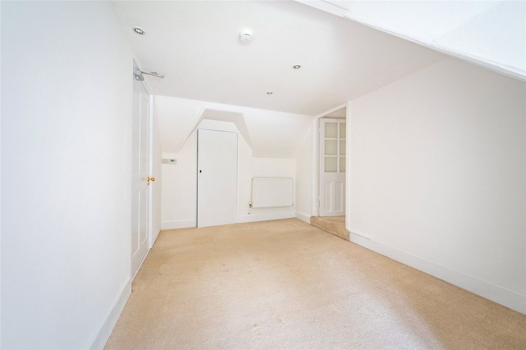 Property photo 3 of 10 Picture No. 03